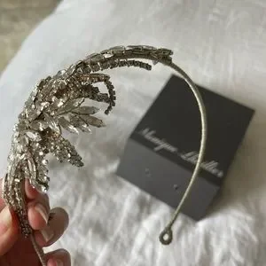 Monique Lhuillier | Accessories | Monique Lhuillier Head  display picture 1